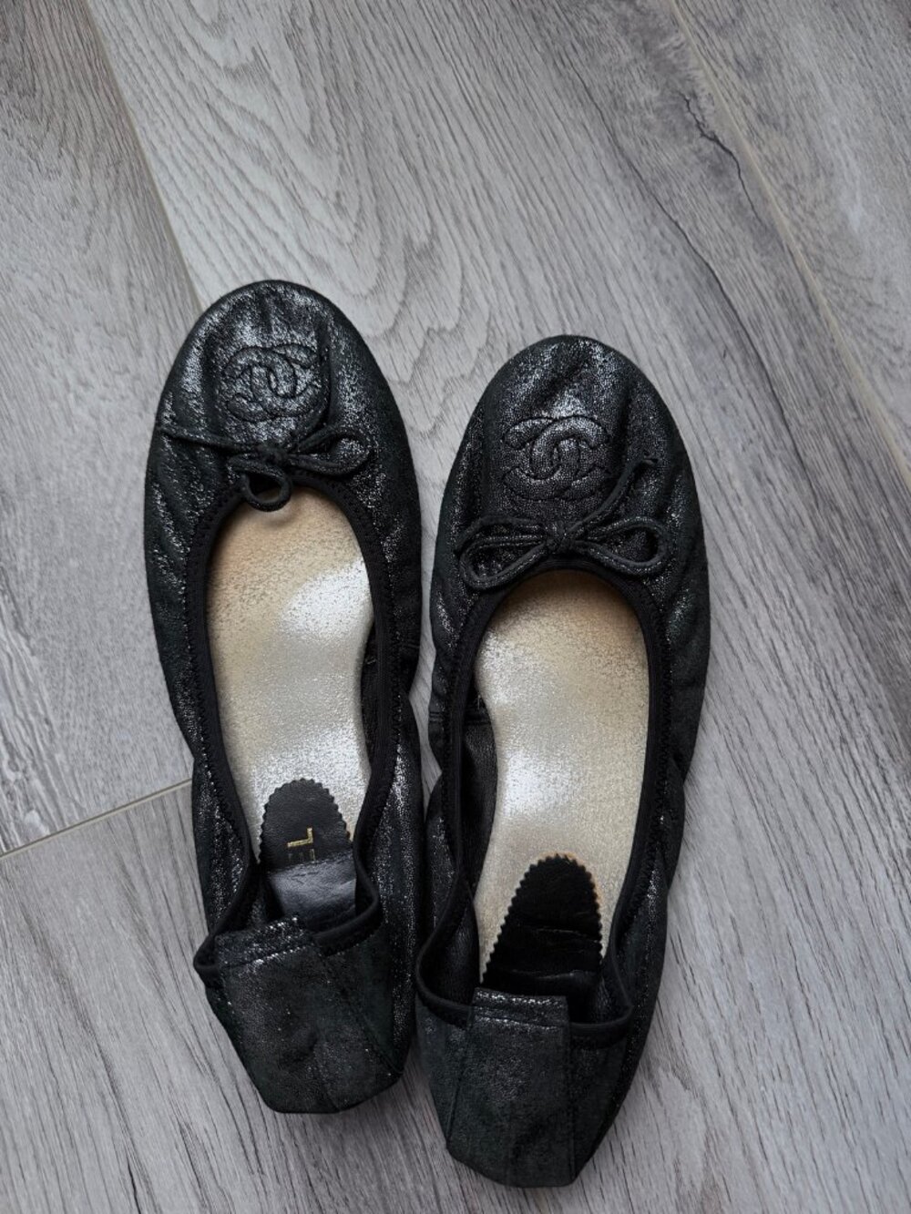 Chanel Black Glitter Ballet Flats – CC Logo, EU 39 (US 8.5)